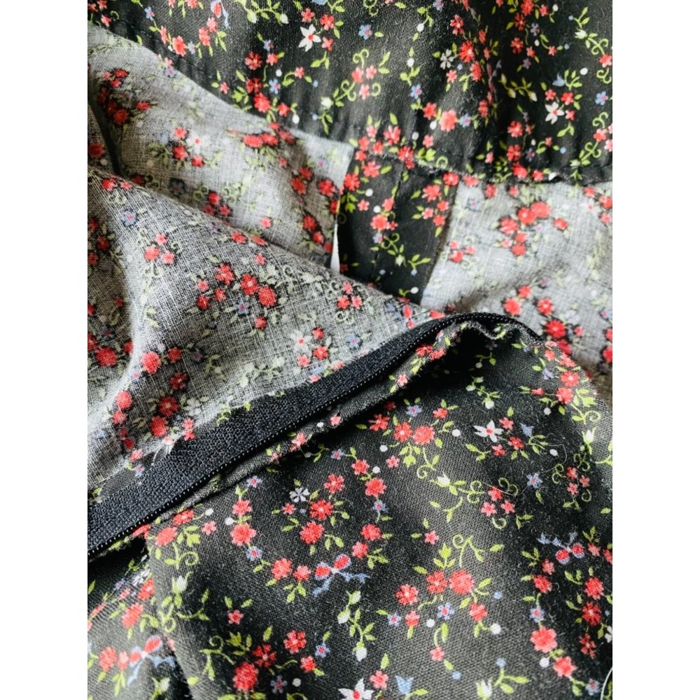 Vintage 70s Prairie Peasant Maxi Skirt Sz S Black Floral Calico Print Lace - Picture 4 of 9